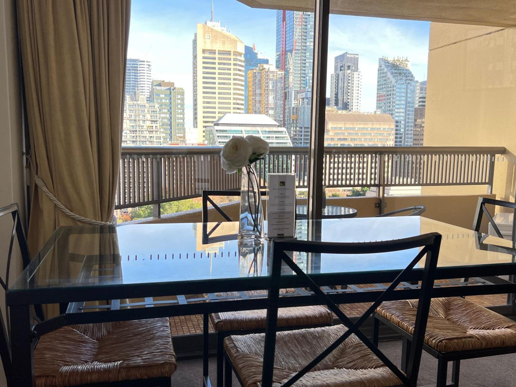 Sydney Hyde Park Private Apartments By Paxsafe ภายนอก รูปภาพ
