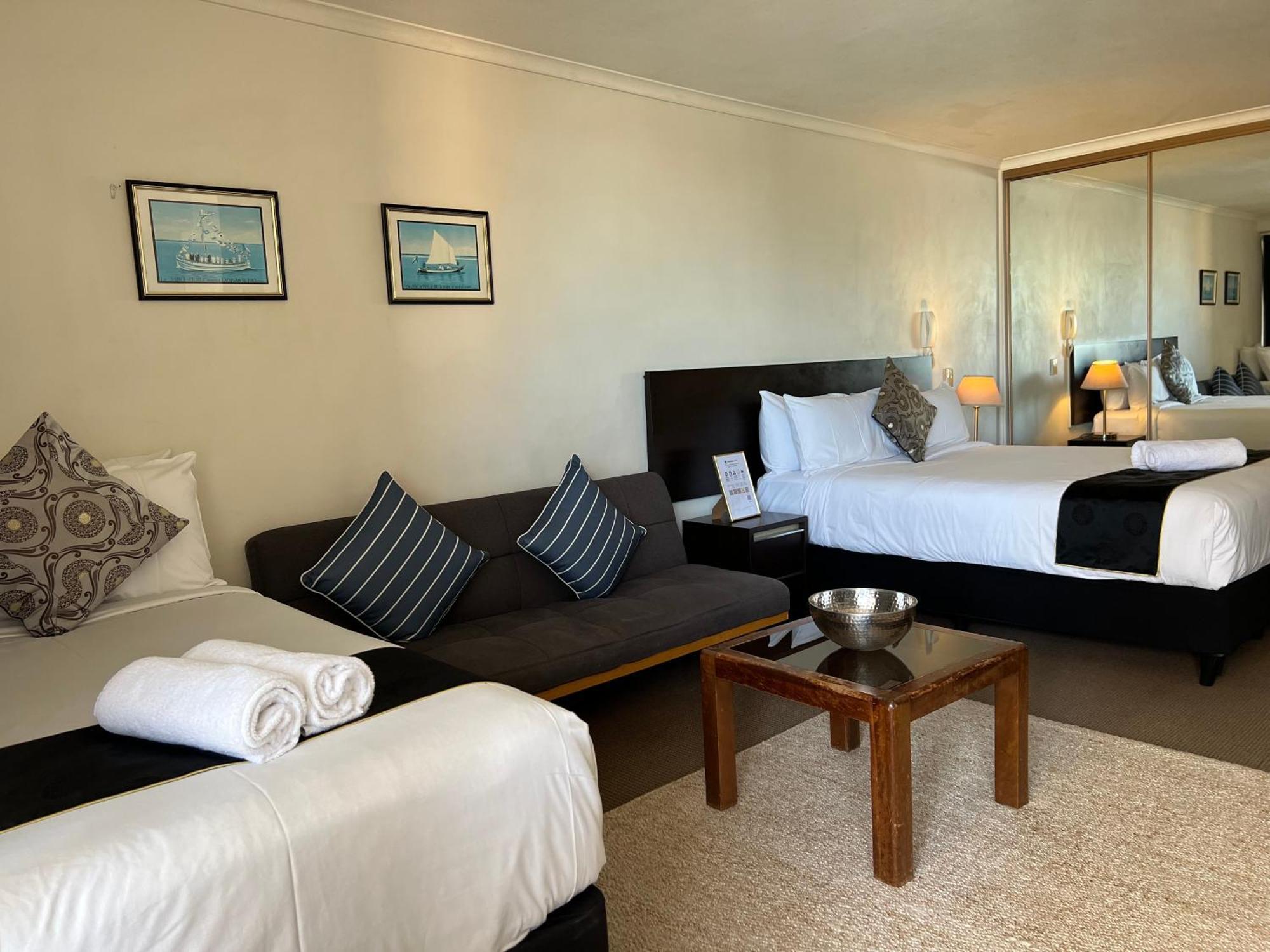 Sydney Hyde Park Private Apartments By Paxsafe ภายนอก รูปภาพ